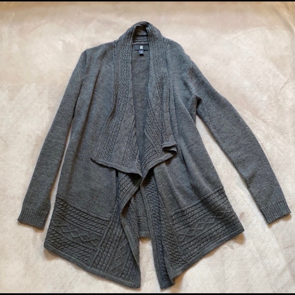 IZ Byer Cardigan, size M